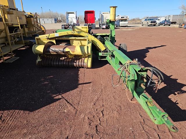 Image of John Deere 3960 equipment image 1