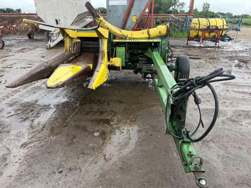 Image of John Deere 3960 Primary image