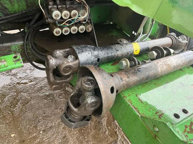 Image of John Deere 3960 equipment image 4
