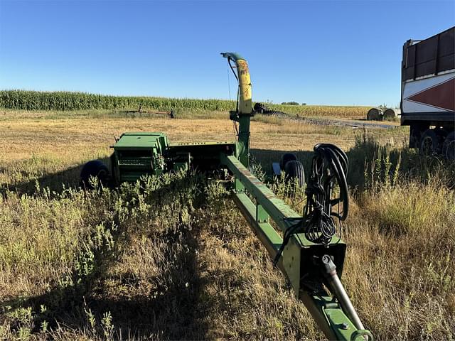 Image of John Deere 3960 equipment image 3