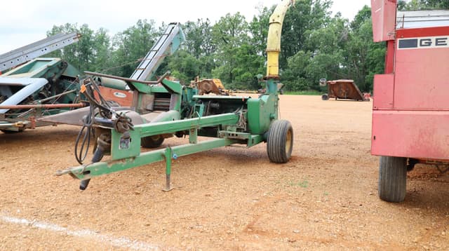 Image of John Deere 3970 equipment image 1