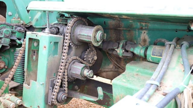 Image of John Deere 3970 equipment image 4