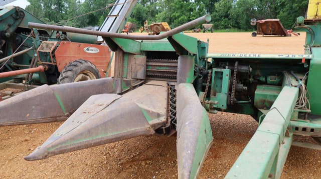 Image of John Deere 3970 equipment image 2