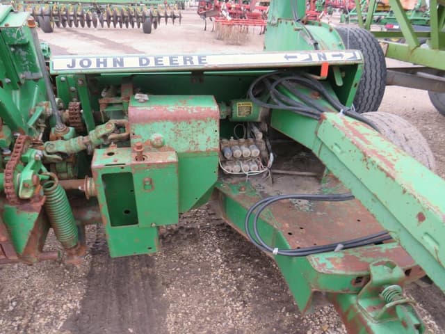 Image of John Deere 3970 equipment image 2