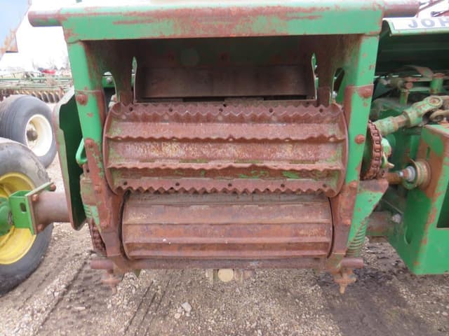 Image of John Deere 3970 equipment image 3