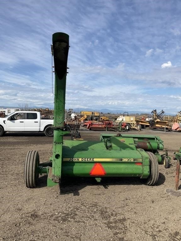 Image of John Deere 3970 equipment image 4