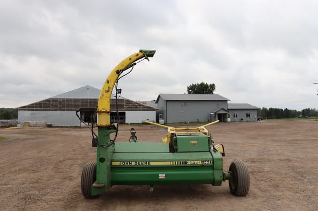 Image of John Deere 3970 equipment image 4