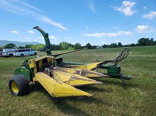 John Deere 3970 Equipment Image0