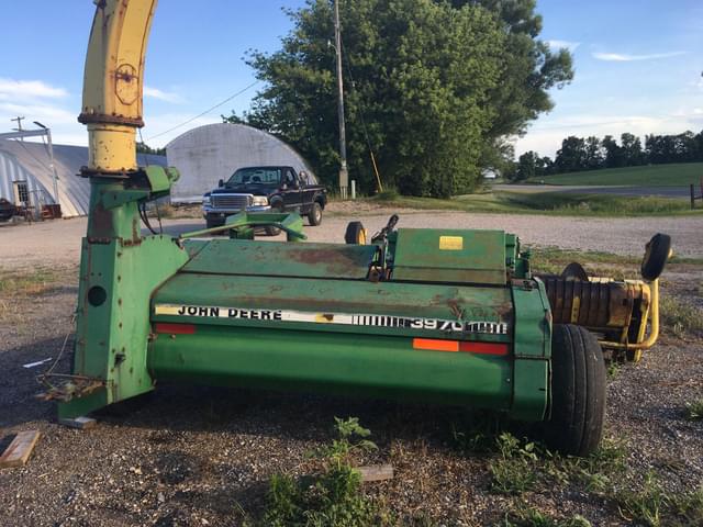 Image of John Deere 3970 equipment image 3