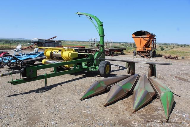 Image of John Deere 3970 equipment image 1