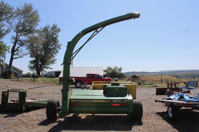 Image of John Deere 3970 equipment image 4