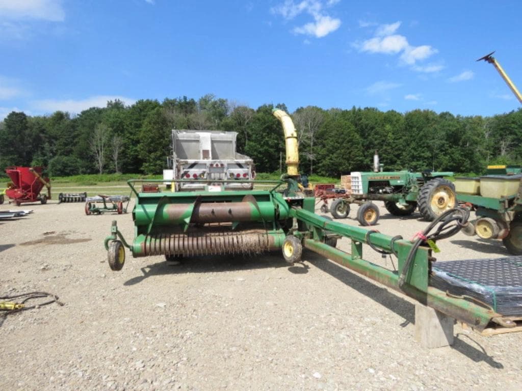 Image of John Deere 3970 Image 0