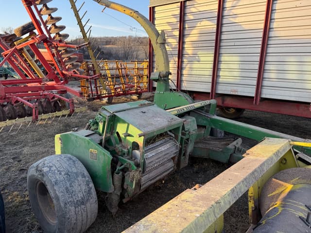 Image of John Deere 3970 equipment image 1