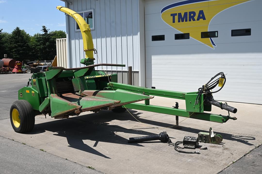 Image of John Deere 3970 Primary image