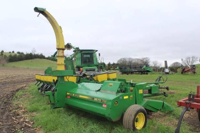 Image of John Deere 3970 equipment image 1