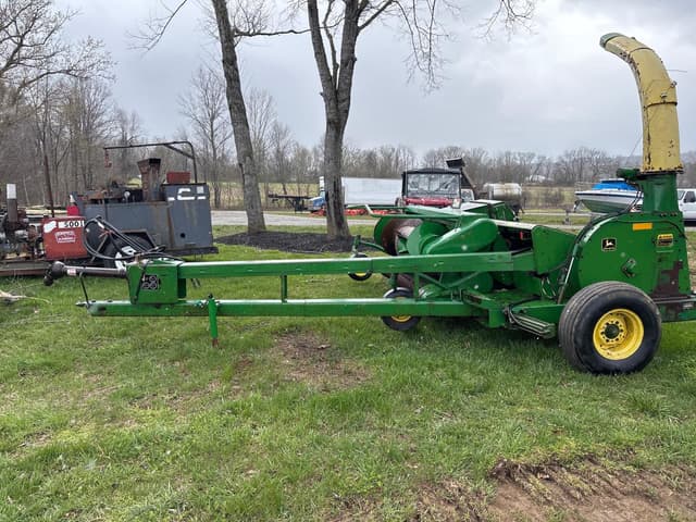 Image of John Deere 3970 equipment image 1