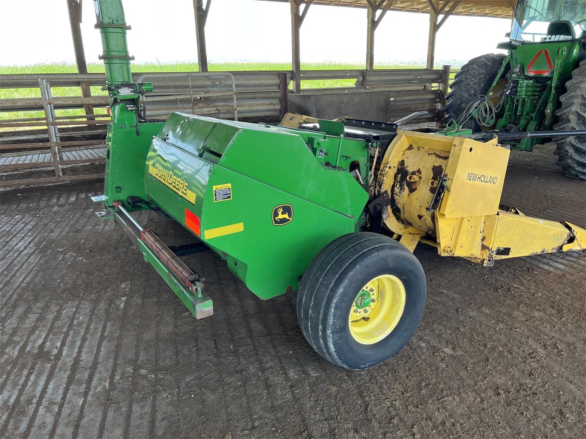 John Deere 3975 Harvesting Forage Harvesters - Pull Type for Sale ...