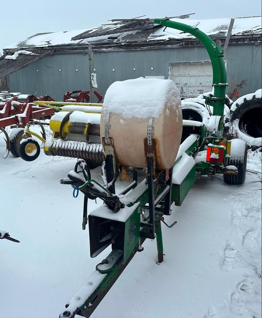 John Deere 3975 Equipment Image0