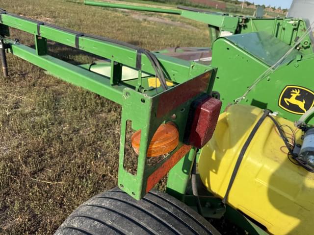 Image of John Deere 3975 equipment image 2