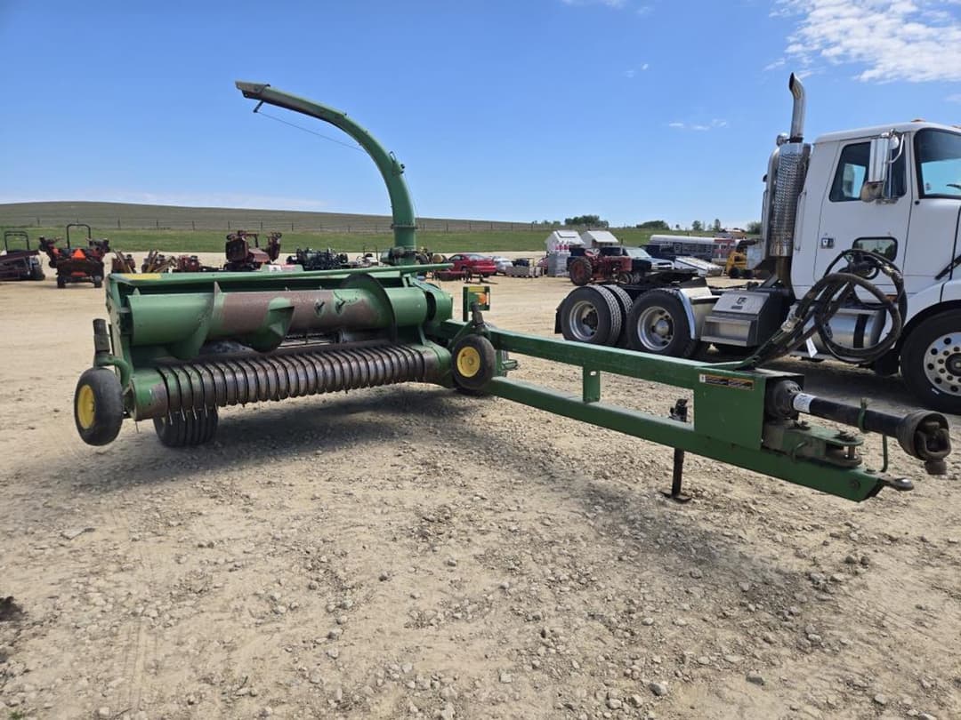Image of John Deere 3975 Primary image