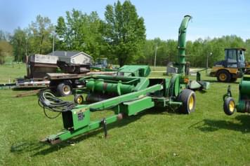 Main image John Deere 3975