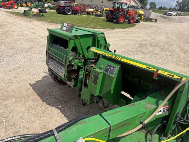 Image of John Deere 3975 equipment image 3
