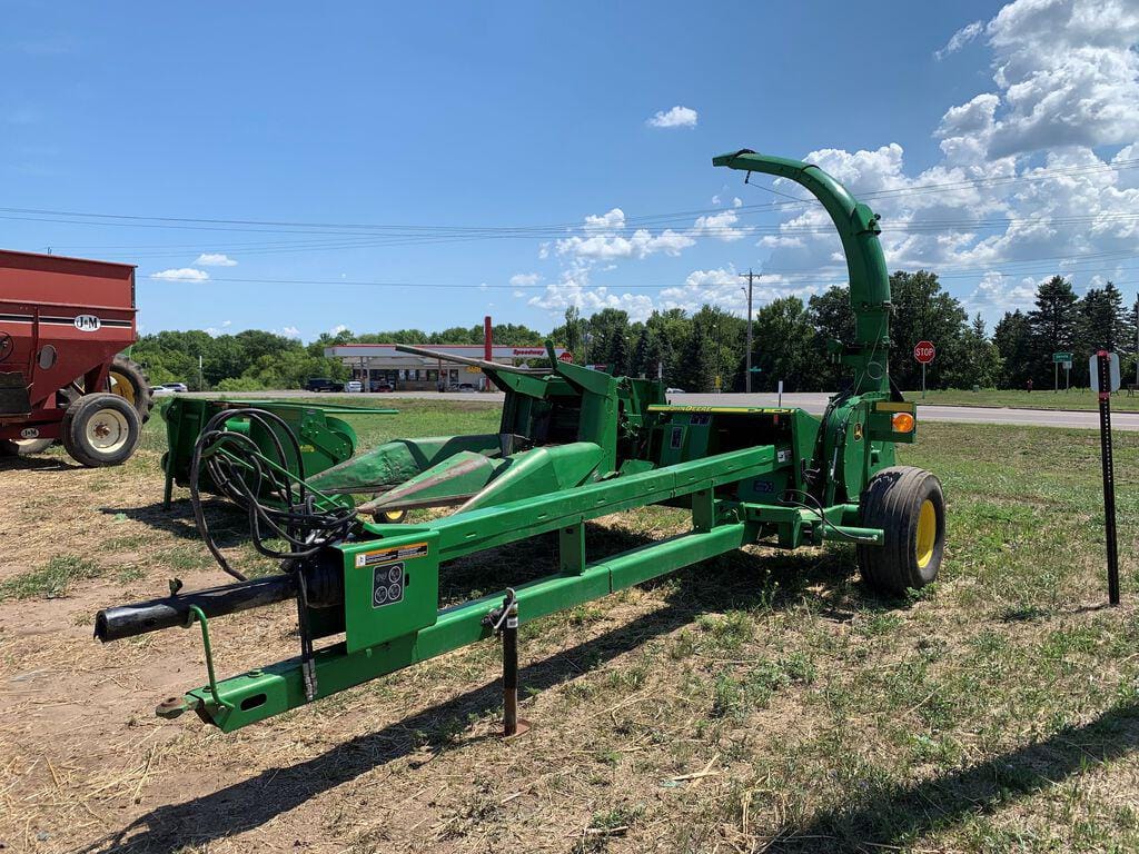 Main image John Deere 3975