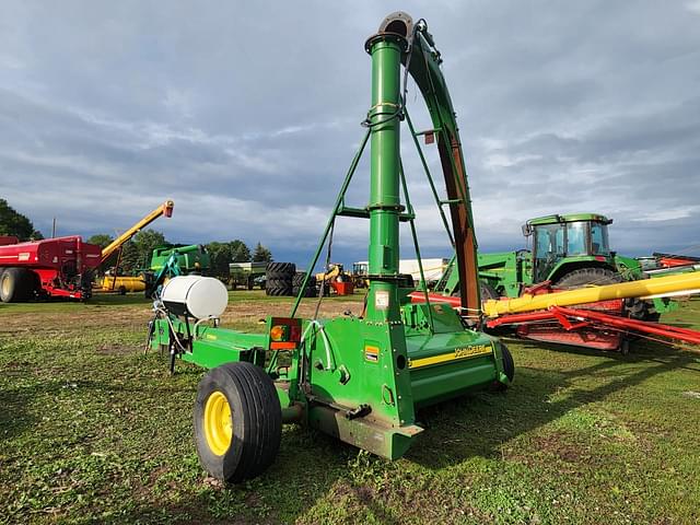 Image of John Deere 3975 equipment image 2
