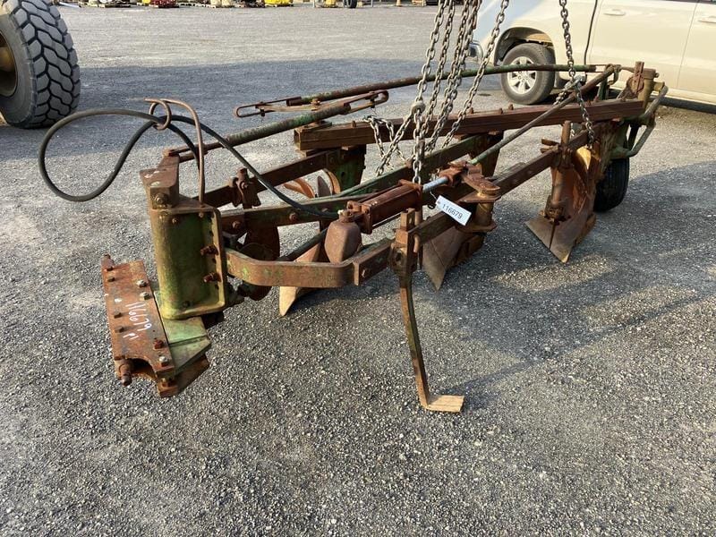 John Deere 3B Equipment Image0