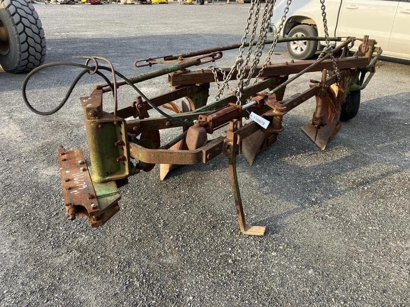 Image of John Deere 3B Image 0