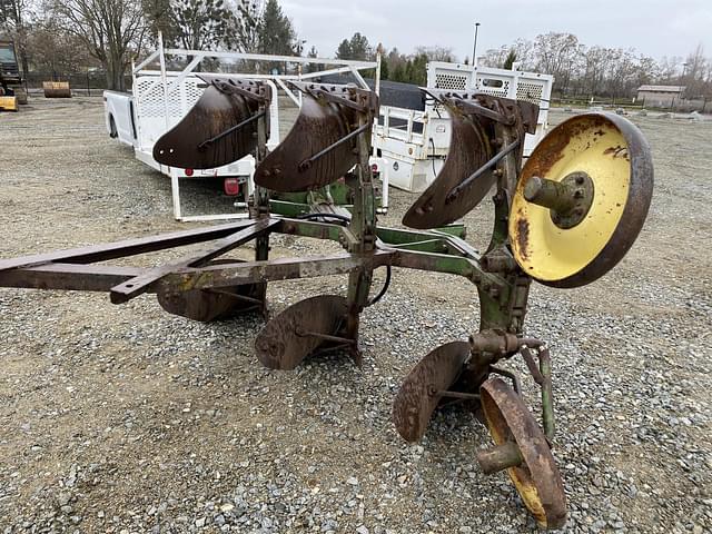 Image of John Deere 3B equipment image 2