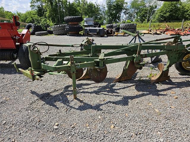 Image of John Deere 3B equipment image 1