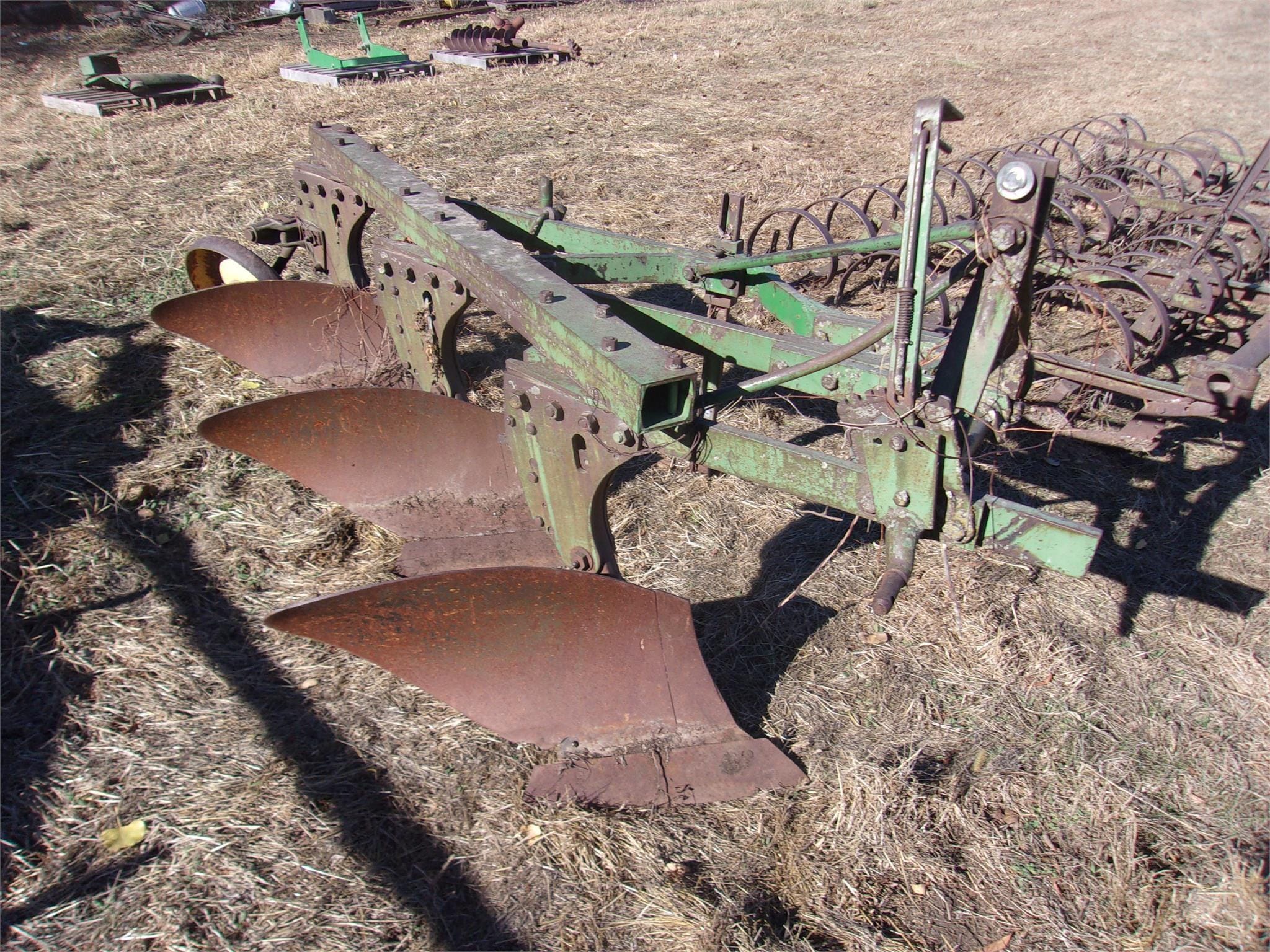 Main image John Deere 3B