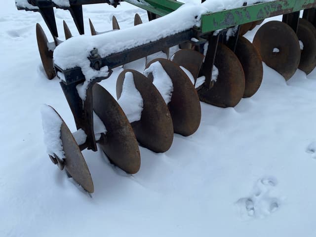 Image of John Deere 105 equipment image 3