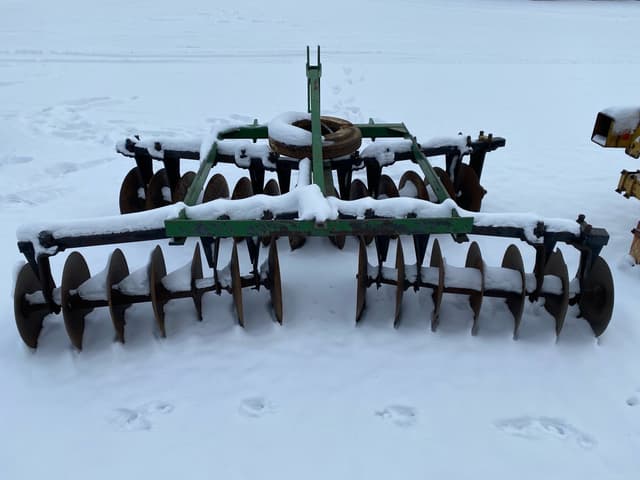 Image of John Deere 105 equipment image 4