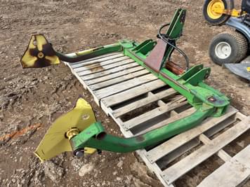 Main image John Deere 84