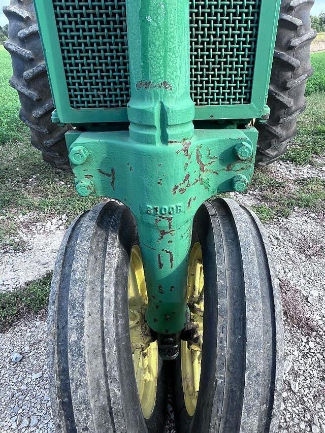 Image of John Deere B equipment image 4