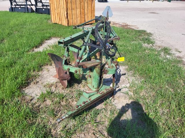Image of John Deere Undetermined equipment image 4