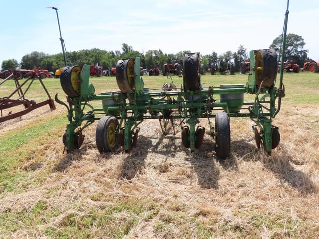 Image of John Deere 494A equipment image 2
