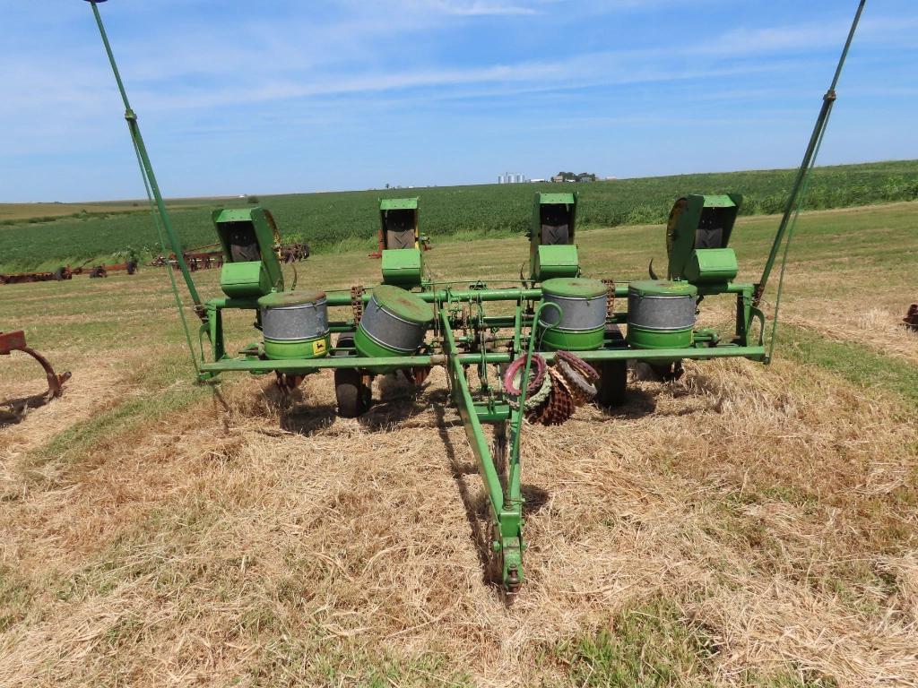 Image of John Deere 494A Primary image
