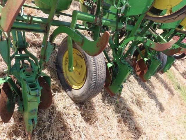 Image of John Deere 494A equipment image 3