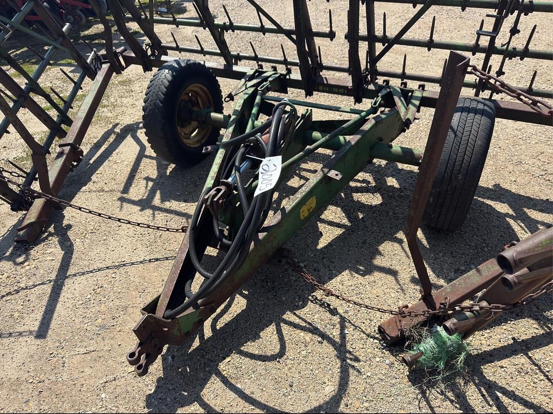 Image of John Deere Undetermined Image 1