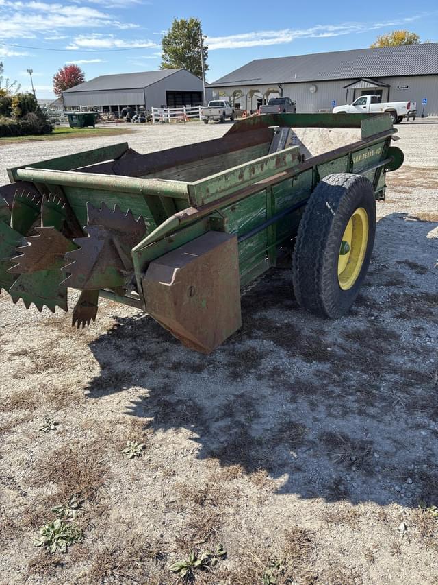 Image of John Deere 40 equipment image 4