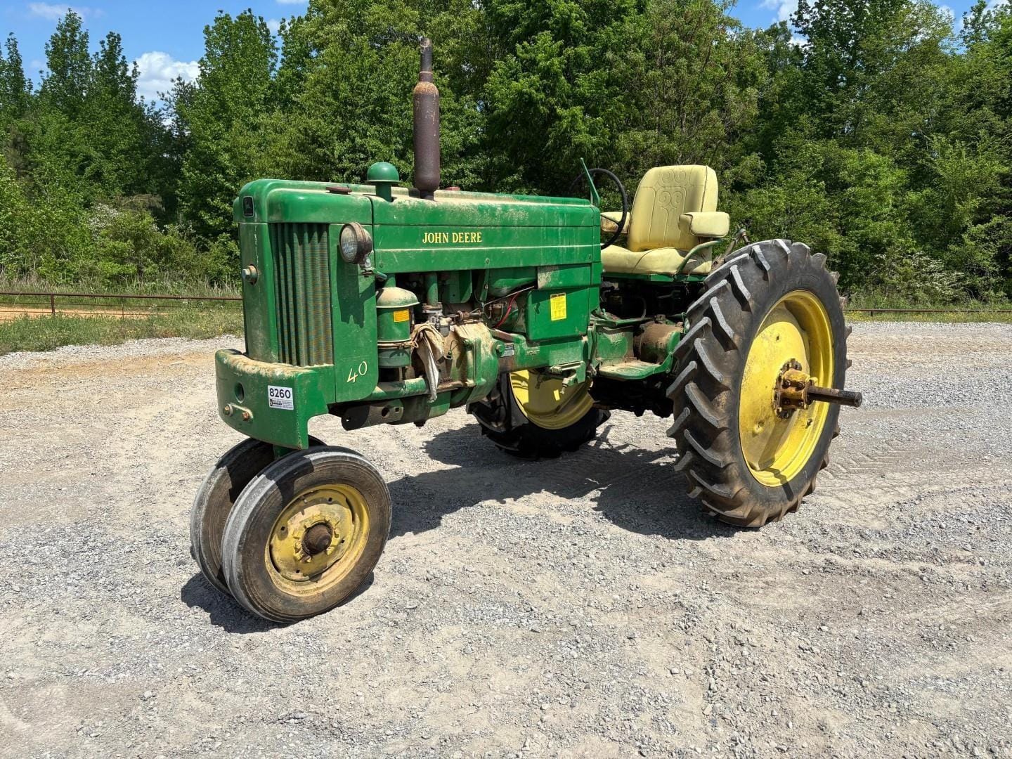 John Deere 40 Equipment Image0