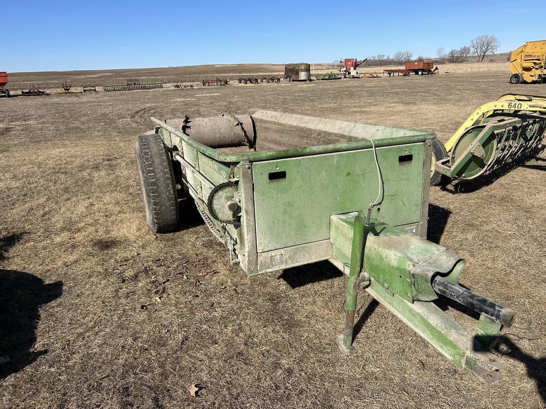 Image of John Deere 40 Image 0