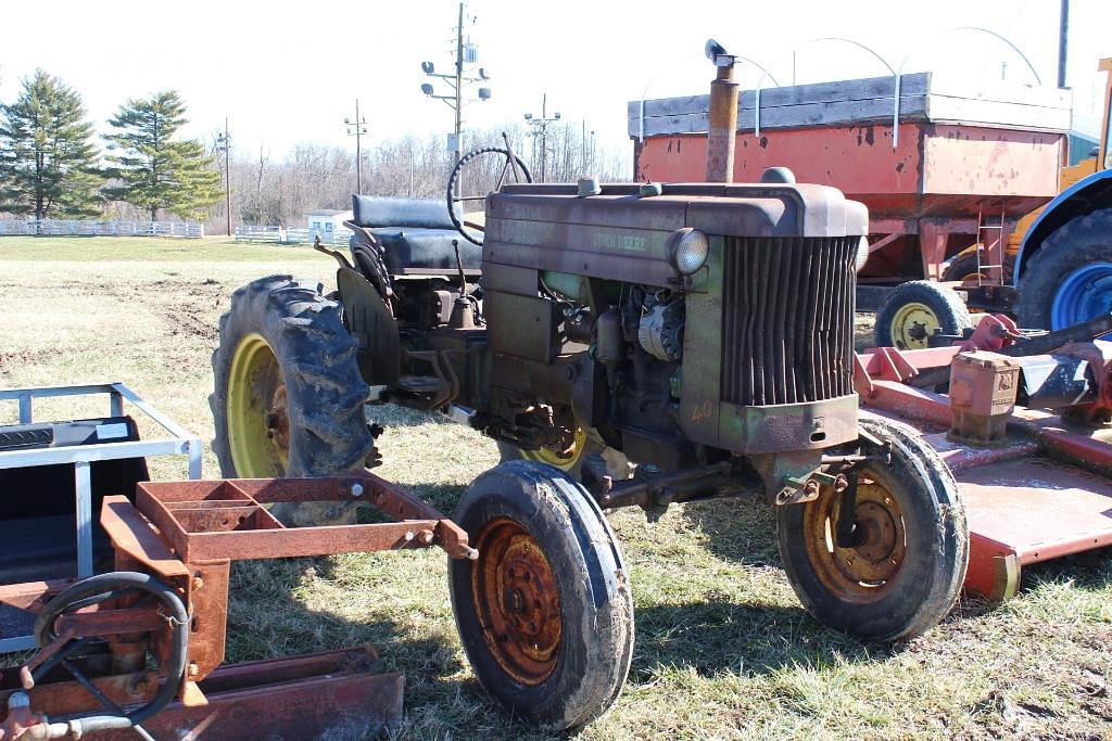 Image of John Deere 40 Primary image