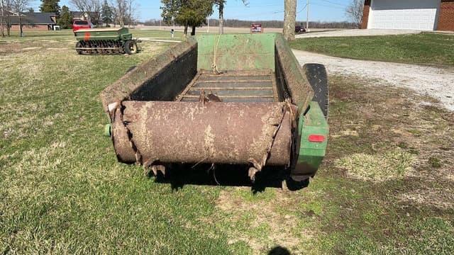 Image of John Deere 40 equipment image 1