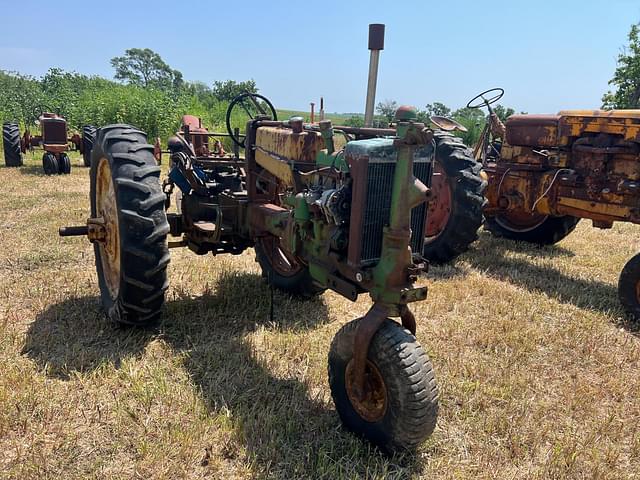 Image of John Deere 40 equipment image 1