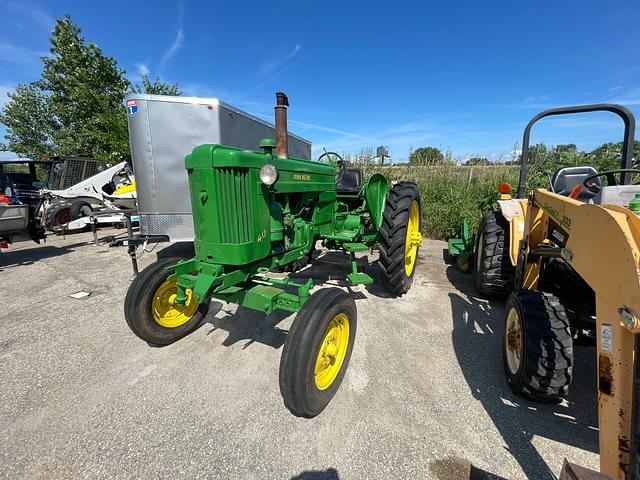 Image of John Deere 40 equipment image 1