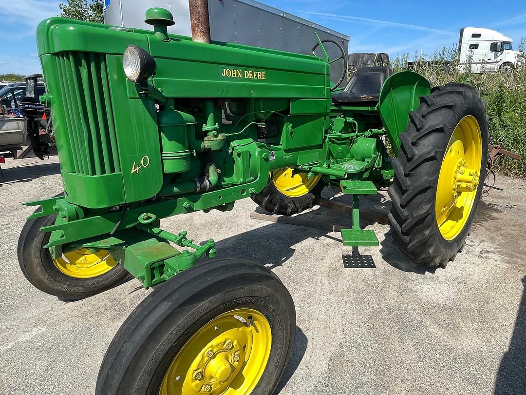 Image of John Deere 40 Primary image